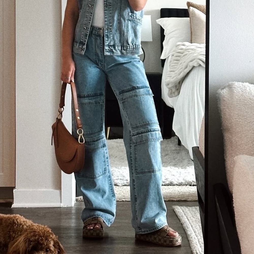 PrettyLittleThing Light Blue Straight Leg Jeans
